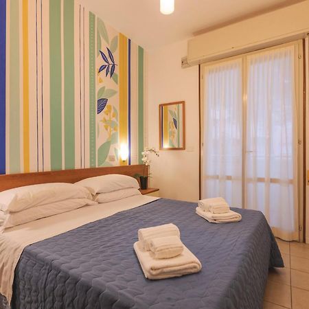 Hotel Clift Cervia Bagian luar foto