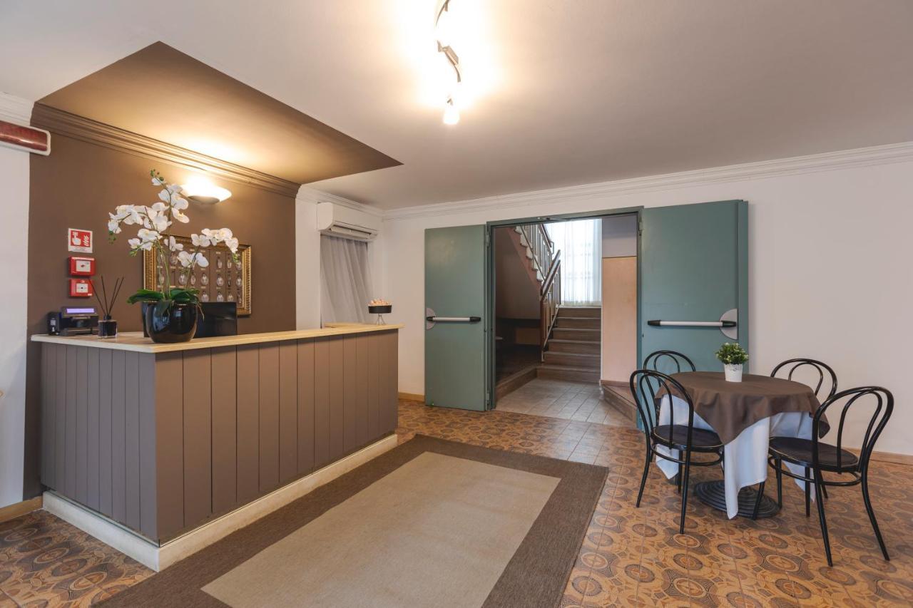Hotel Clift Cervia Bagian luar foto